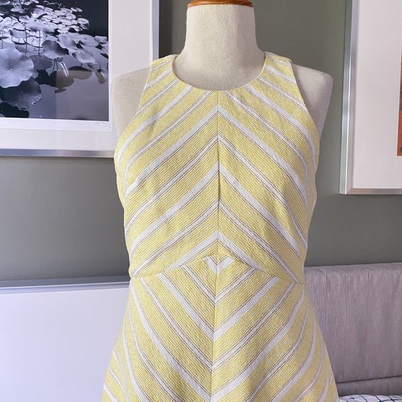 ❤️ Mi Ami Sleeveless Summer Party Dress in Yellow, White and Gold MEDIUM - J184 - Picture 2 of 9